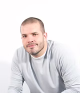 Steven Faria Headshot.jpg